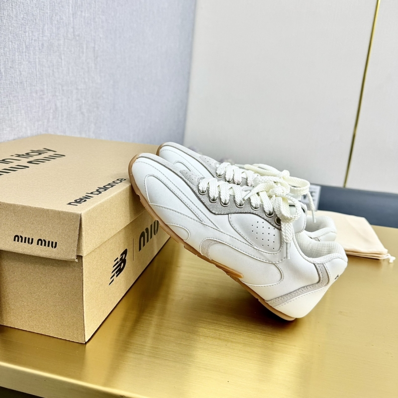 Miu Miu Casual Shoes